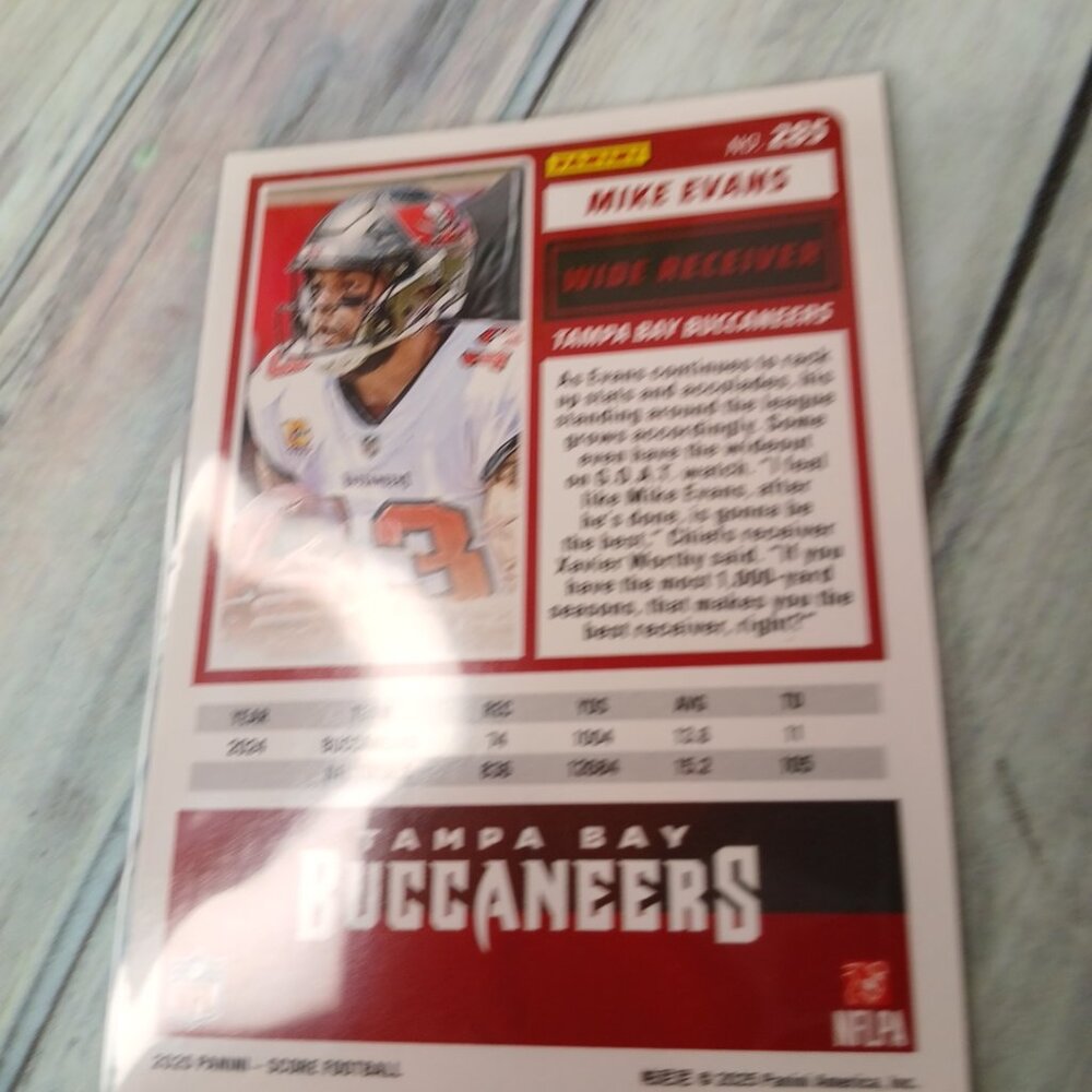 Mike Evans No. 285 - Picture 4 of 4